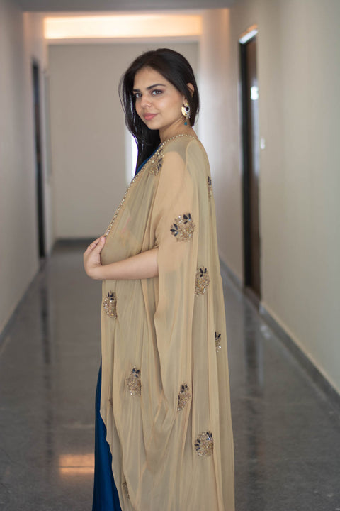 Aanya - Embroidered Cape Set